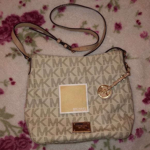 Michael Kors MK Signature Logo Beige/Tan Crossbody - Picture 7 of 8